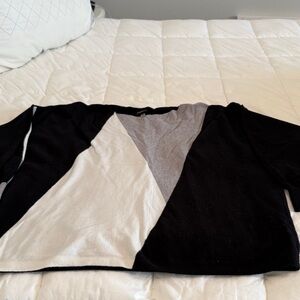 Chic Women's Black and White Cardigan